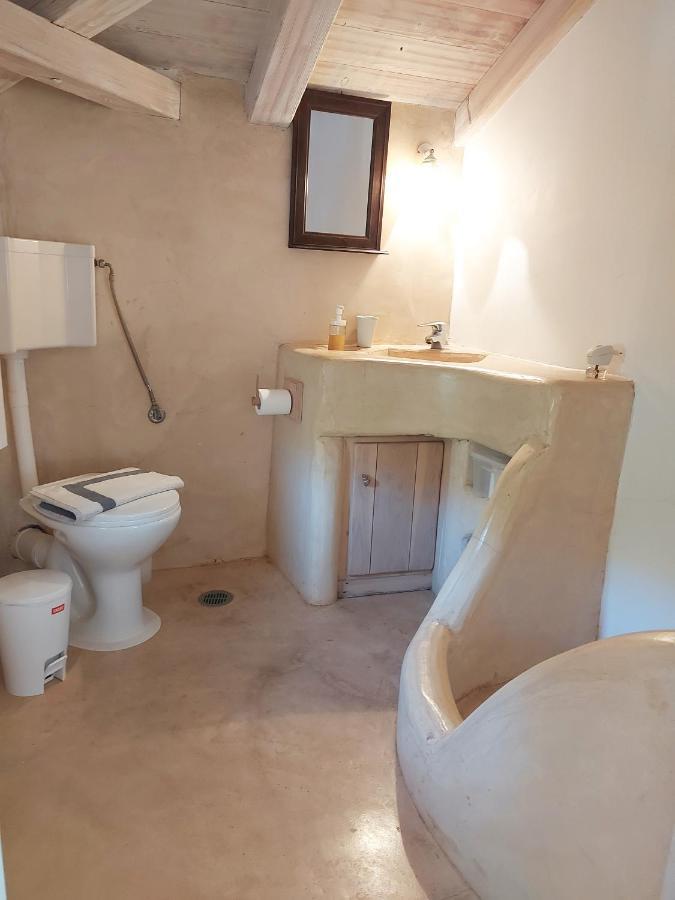 Simos Suites Elafonissos Bagian luar foto