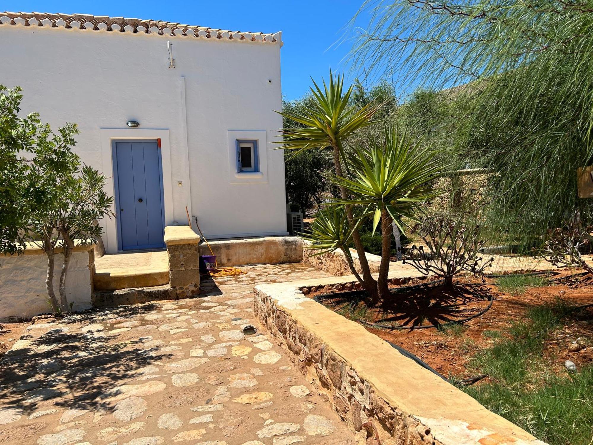 Simos Suites Elafonissos Bagian luar foto